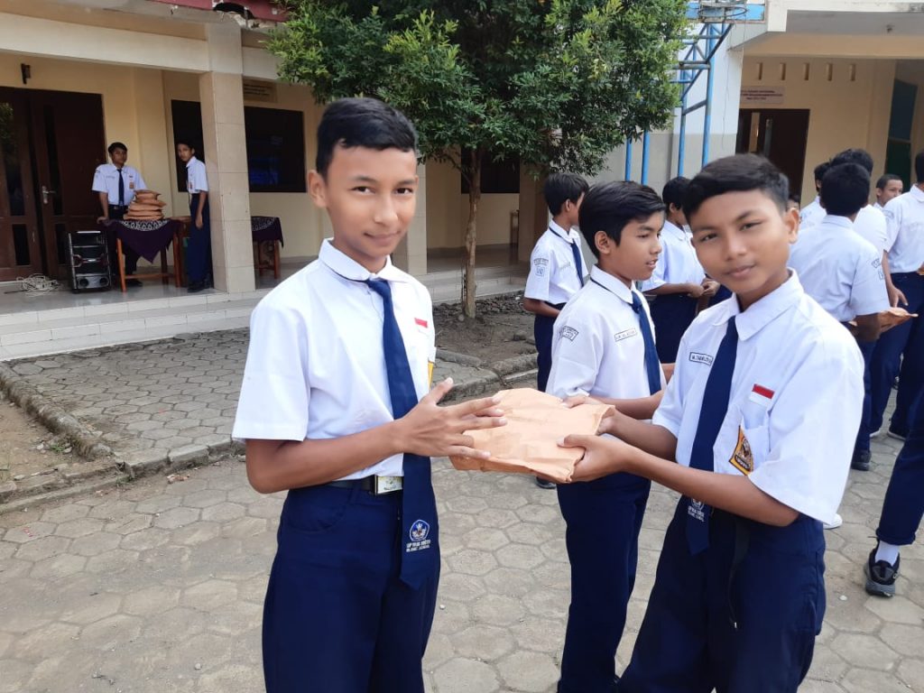 Pembagian Hadiah Lomba 17 An Smp Insan Semesta Islamic School 7669